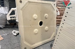 Tấm nhựa khung bản sản xuất tại Việt Nam