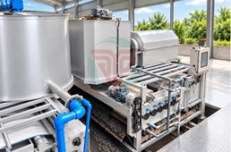 Nên chọn máy ép bùn nào cho nhà máy? 7 tiêu chí cần tính trước khi đầu tư